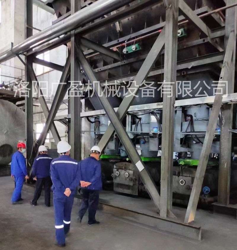 府谷項目煤倉清堵機安裝調試完成，運行良好！